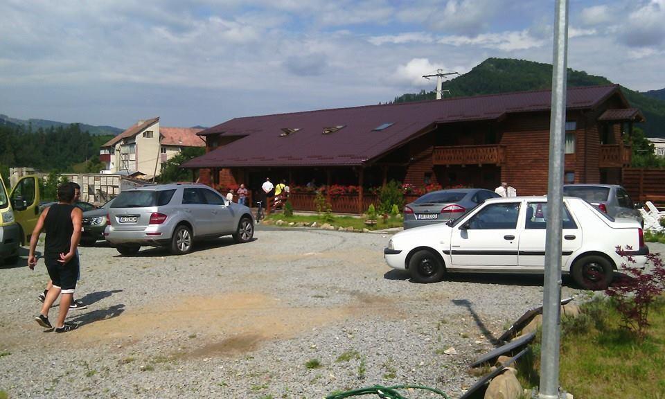 Pensiunea Roua Muntelui Brăzeşti Esterno foto